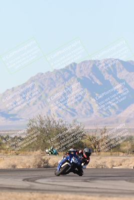 media/Dec-07-2025-CVMA (Sun) [[3e7d2de5dc]]/Race 16-Formula Middleweight/